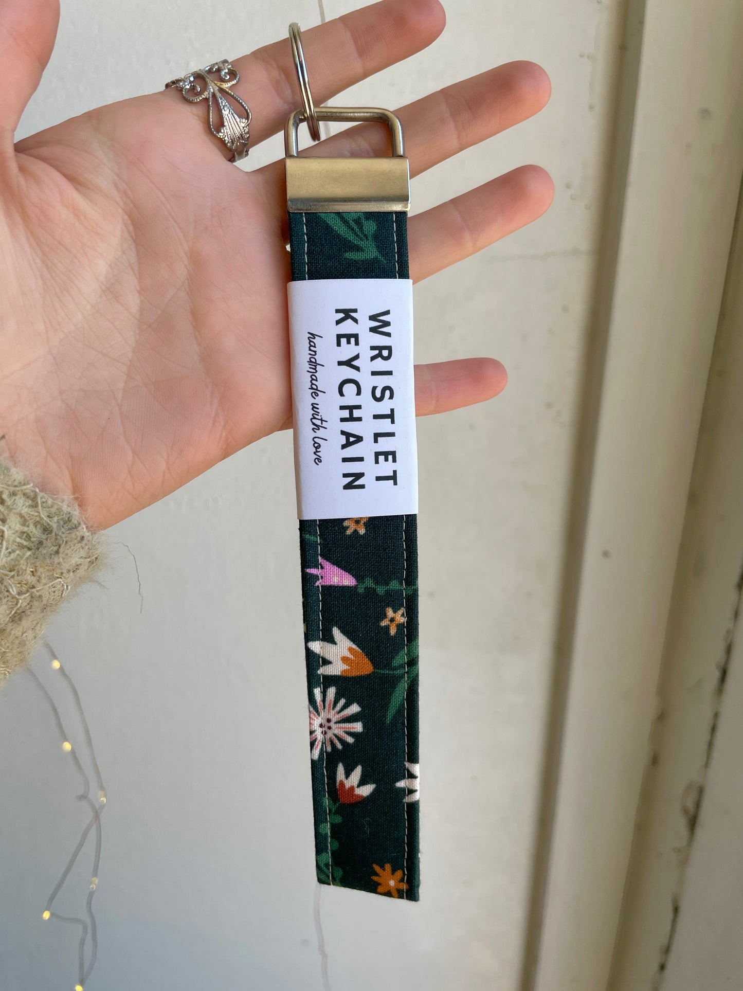 Floral Wristlet Keychain - Jaybird Lane