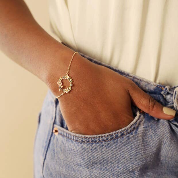 Crystal Flower and Enamel Bee Bracelet - Gold