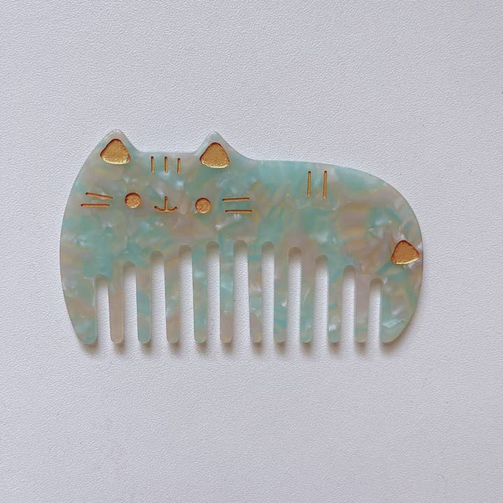 Out-of-the-Bag Cellulose Cat Comb