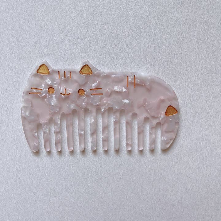 Out-of-the-Bag Cellulose Cat Comb