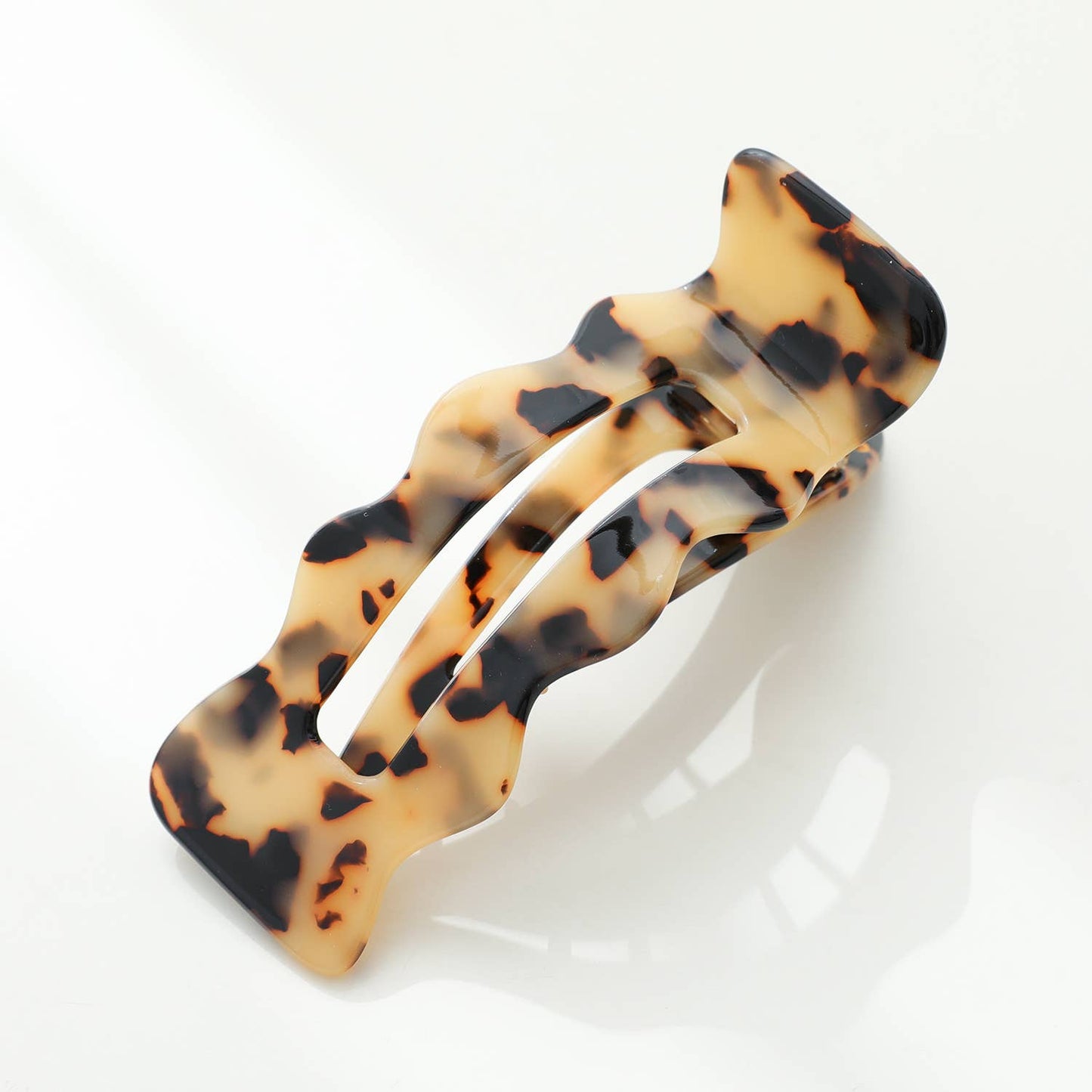 Jane Scalloped Flat Claw Clips