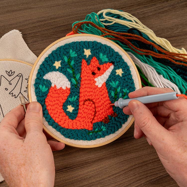 Fuzzy Fox Punch Needle Kit