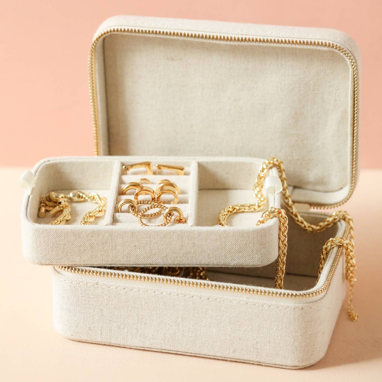 Sandy Linen Jewelry Case
