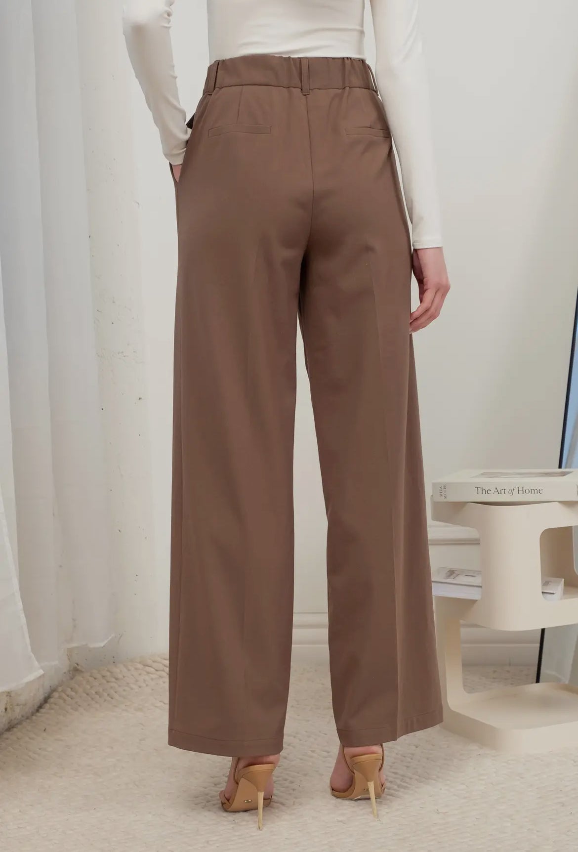 Coffee Run Pleated Dress Pants