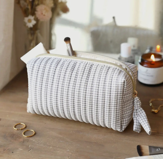 The Basics Linen Makeup Bag