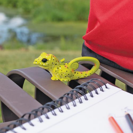 Green Lizard Carabiner Flashlight