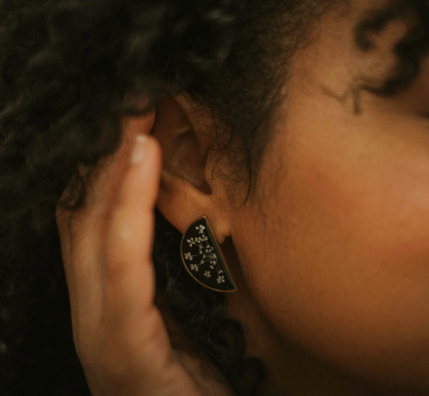 Queen Anne's Lace Stud Earrings - Seed and Soil