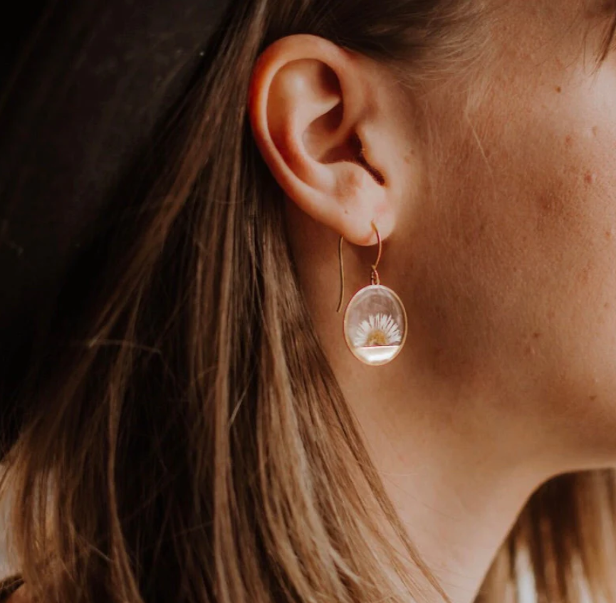 Horizon Daisy Earrings - Seed and Soil