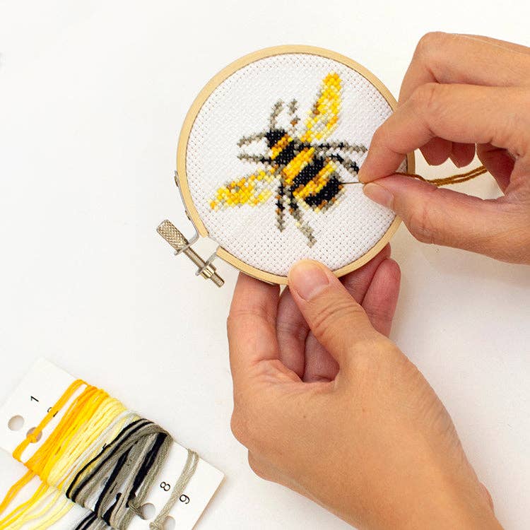 Benny Bee Embroidery Kit