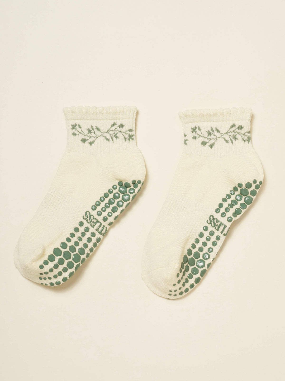Garland Cropped Crew Grip Sock
