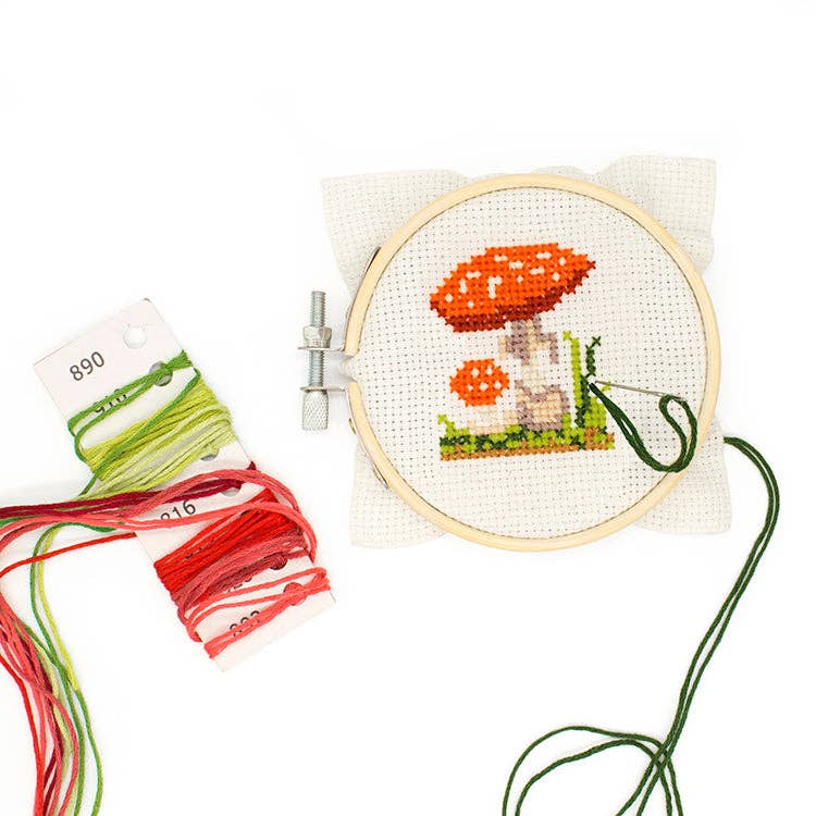 Mini Mushrooms Embroidery Kit