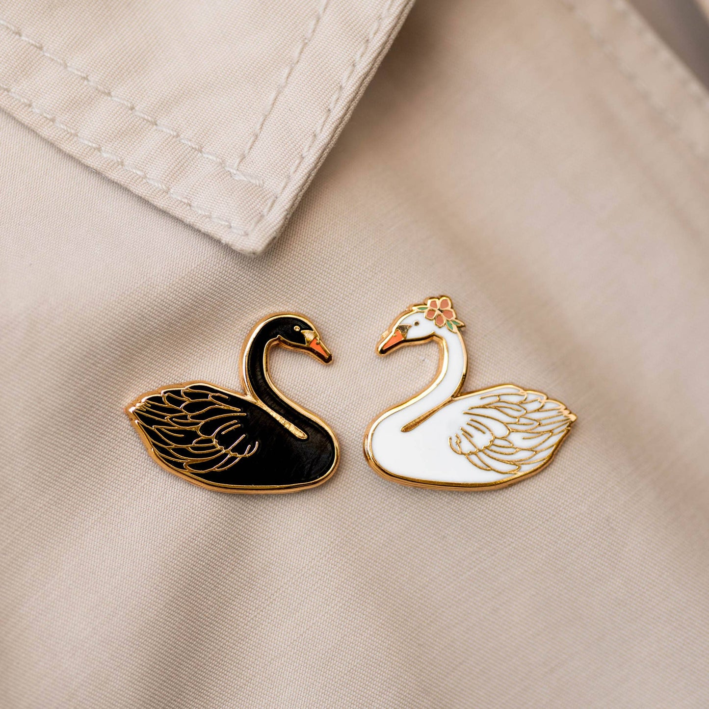 Swans in Love Pin Set